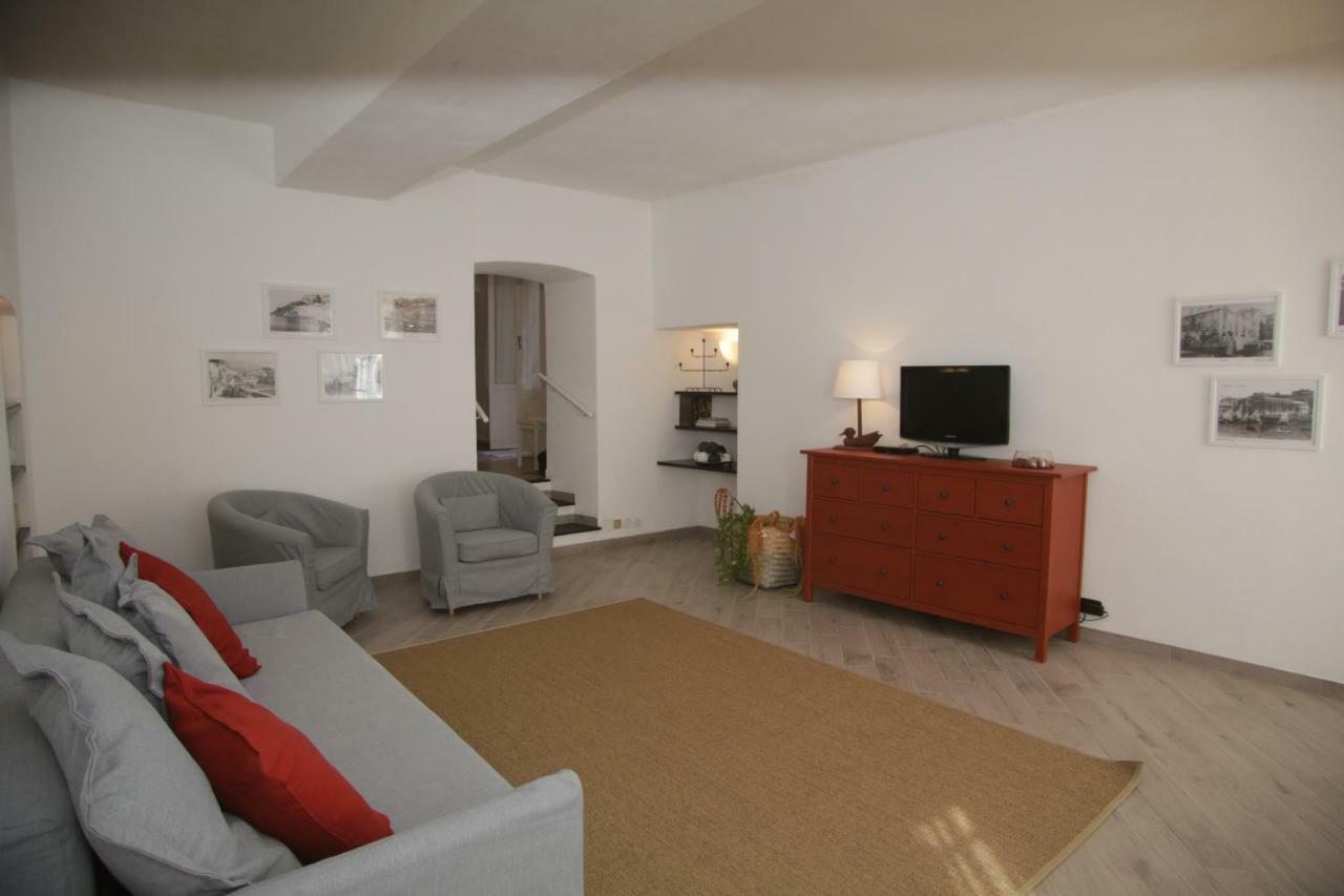 Apartamento Posidonia Génova Exterior foto